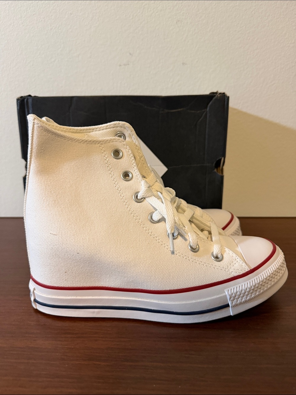 White High-Top hidden wedge Chucks - Picture 6 of 12